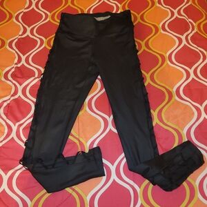 Knockout Victoria's Secrer Black Lace-Up Side Leggings